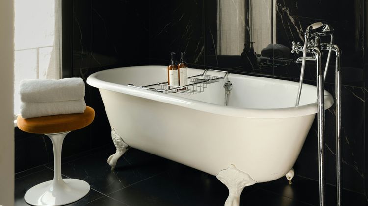Le Pigalle Room