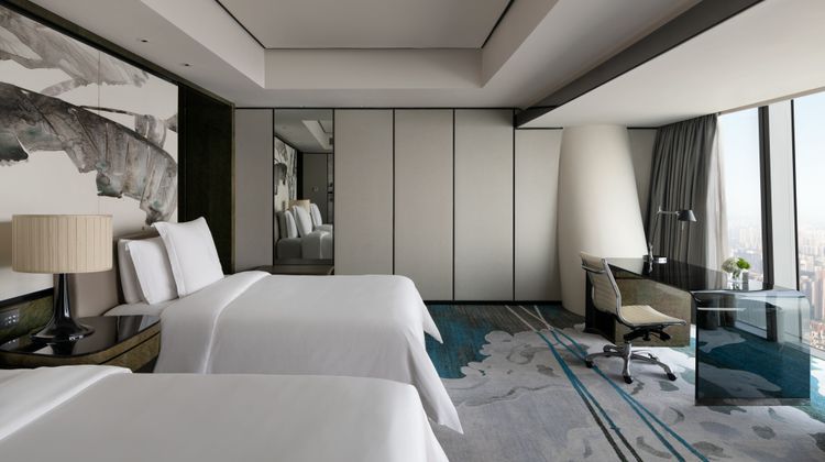 Four Seasons Hotel Guangzhou Room