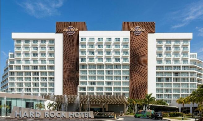 Hard Rock Hotel Cancun Exterior
