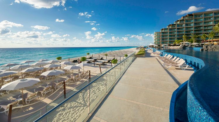 Hard Rock Hotel Cancun Beach