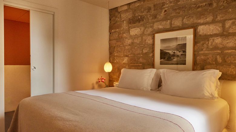 <b>Neri Hotel Room</b>. Images powered by <a href="https://www.leonardoworldwide.com/" title="Leonardo Worldwide" target="_blank">Leonardo</a>.