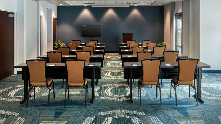 SpringHill Suites Pittsburgh Mills Meeting