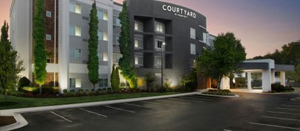 Courtyard Hot Springs Exterior