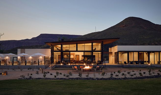 AutoCamp Zion Exterior