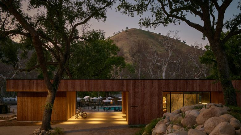 <b>AutoCamp Sequoia Exterior</b>. Images powered by <a href="https://www.leonardoworldwide.com/" title="Leonardo Worldwide" target="_blank">Leonardo</a>.