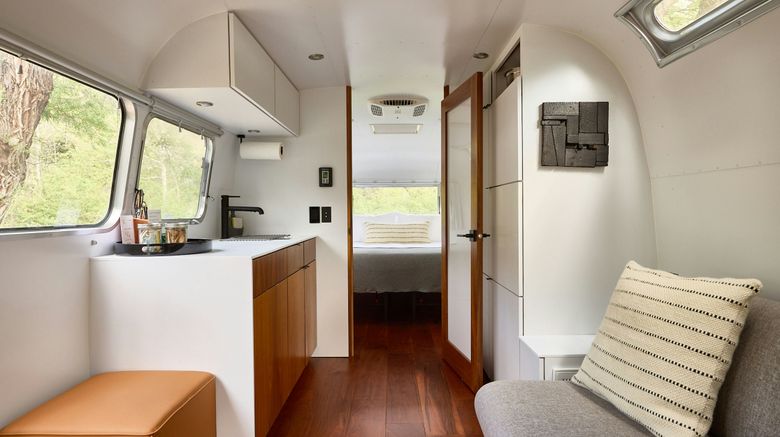 <b>AutoCamp Sequoia Room</b>. Images powered by <a href="https://www.leonardoworldwide.com/" title="Leonardo Worldwide" target="_blank">Leonardo</a>.