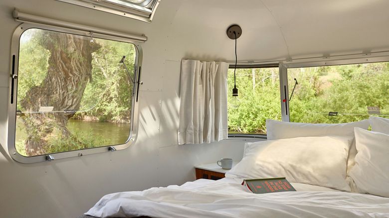 <b>AutoCamp Sequoia Room</b>. Images powered by <a href="https://www.leonardoworldwide.com/" title="Leonardo Worldwide" target="_blank">Leonardo</a>.
