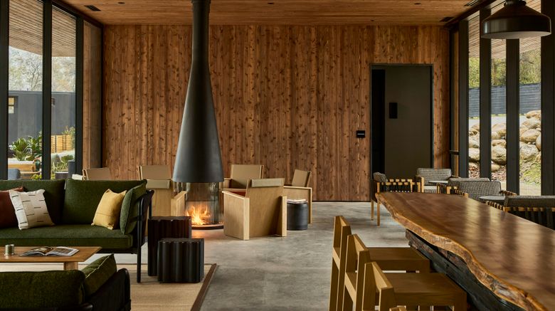 <b>AutoCamp Sequoia Lobby</b>. Images powered by <a href="https://www.leonardoworldwide.com/" title="Leonardo Worldwide" target="_blank">Leonardo</a>.