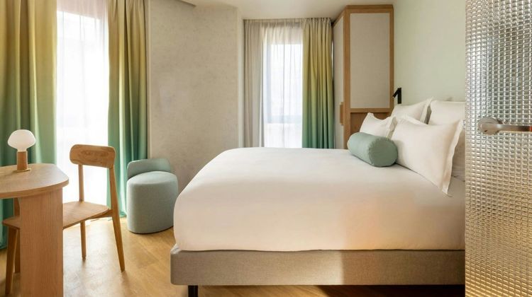 Vice Versa Hotel Paris Room