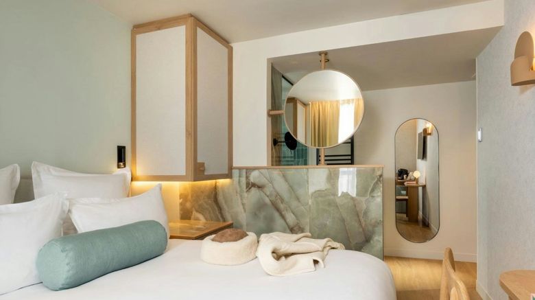 <b>Vice Versa Hotel Paris Room</b>. Images powered by <a href="https://www.leonardoworldwide.com/" title="Leonardo Worldwide" target="_blank">Leonardo</a>.