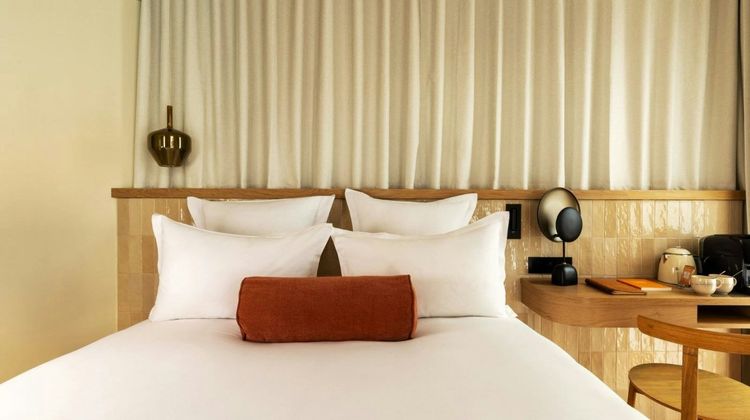 Vice Versa Hotel Paris Room