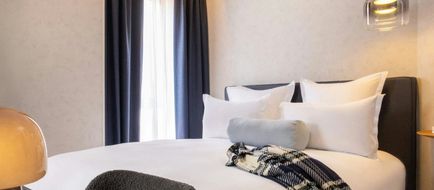 Vice Versa Hotel Paris Exterior