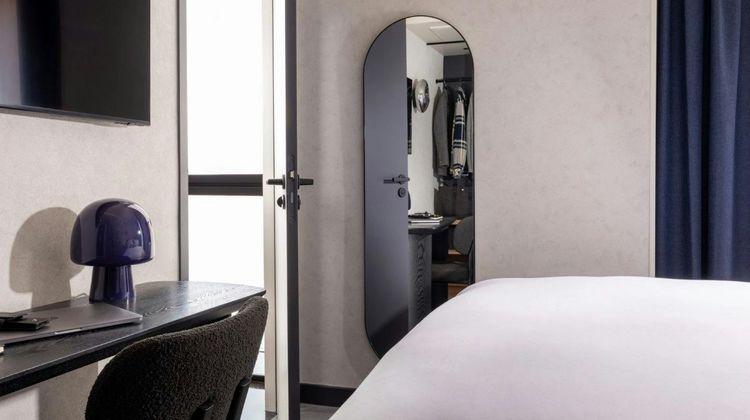 Vice Versa Hotel Paris Exterior