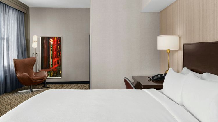 Courtyard Tulsa Downtown Suite