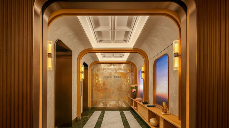 Mandarin Oriental, Hong Kong Exterior