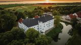 <b>Dragsholm Slot Castle Exterior</b>. Images powered by <a href="https://www.leonardoworldwide.com/" title="Leonardo Worldwide" target="_blank">Leonardo</a>.