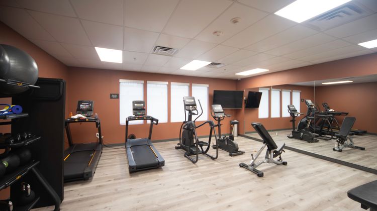 Candlewood Suites Orange Health Club