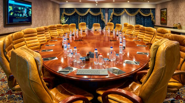 Peermont Metcourt at Emperors Palace Meeting