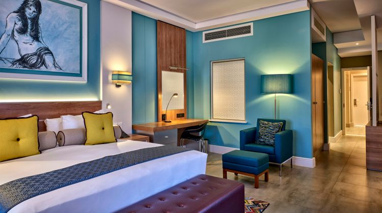 Peermont Metcourt at Emperors Palace Suite