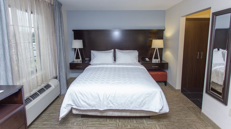 Staybridge Suites Bowling Green Suite