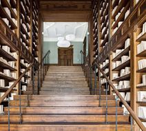 Chateau de Citeaux Lobby