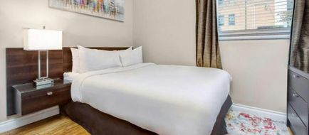The Willowdale Hotel Room