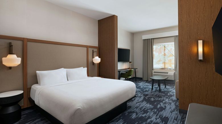 <b>Fairfield Inn & Suites Marriott Suite</b>. Images powered by <a href="https://www.leonardoworldwide.com/" title="Leonardo Worldwide" target="_blank">Leonardo</a>.