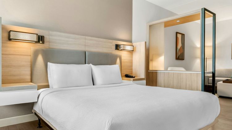 SpringHill Suites Gainesville Haymarket Suite