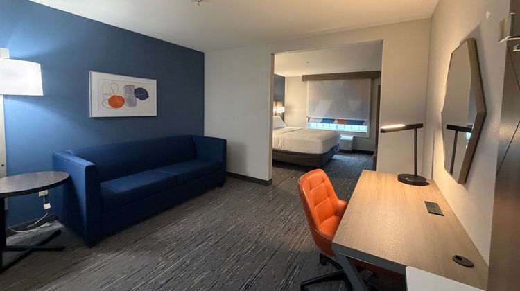 Holiday Inn Express Room