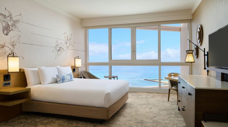 Prince Waikiki Suite