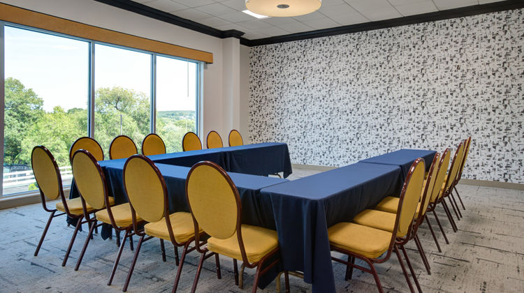 Garner Hotel Totowa Meeting
