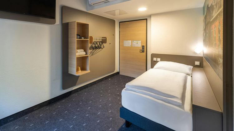 Ibis Budget Duesseldorf Hilden Room