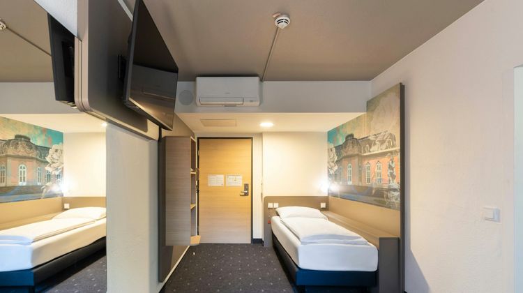 Ibis Budget Duesseldorf Hilden Room