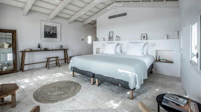 <b>Torre Vella Room</b>. Images powered by <a href="https://www.leonardoworldwide.com/" title="Leonardo Worldwide" target="_blank">Leonardo</a>.