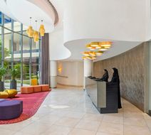 Majestic Arjaan by Rotana Lobby