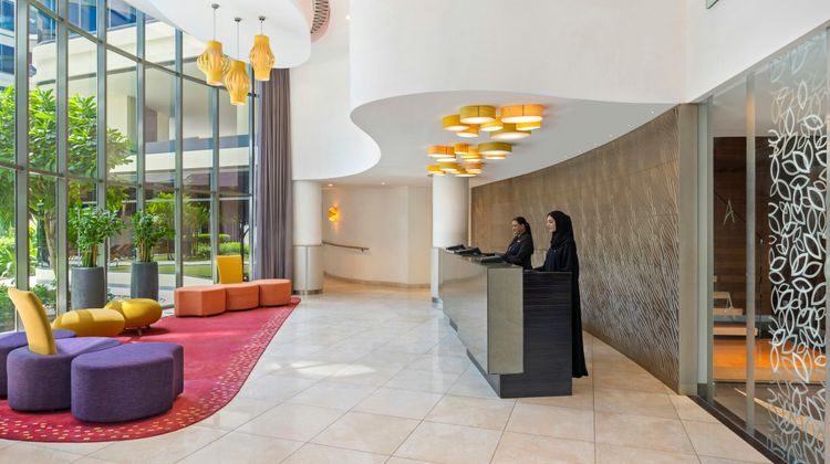 Majestic Arjaan by Rotana Lobby