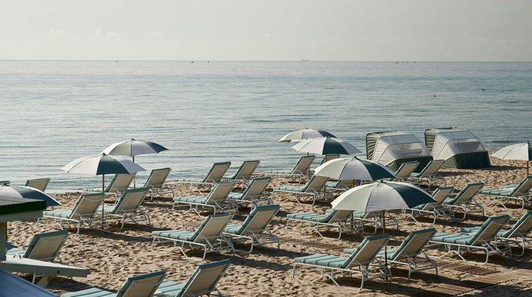 Four Seasons Resort Palm Beach Room