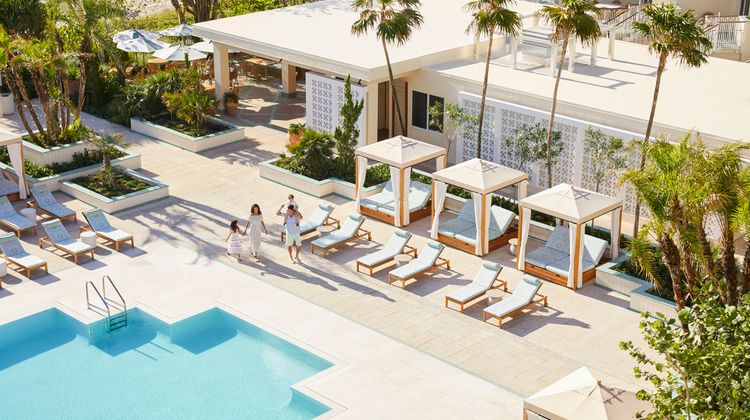Four Seasons Resort Palm Beach Pool