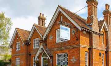 The Peat Spade Inn