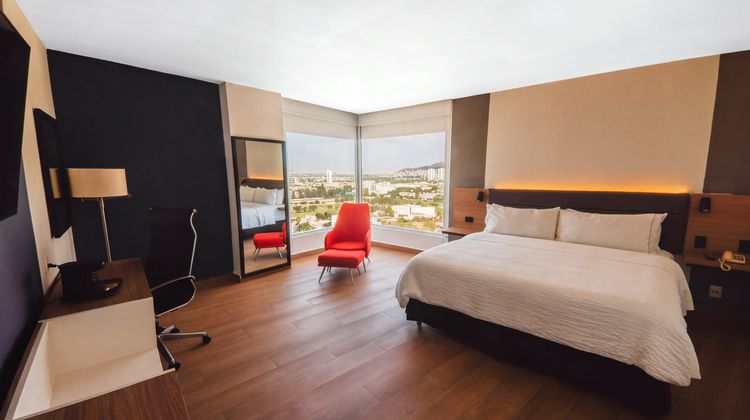 Fiesta Inn Monterrey Tecnologico Suite