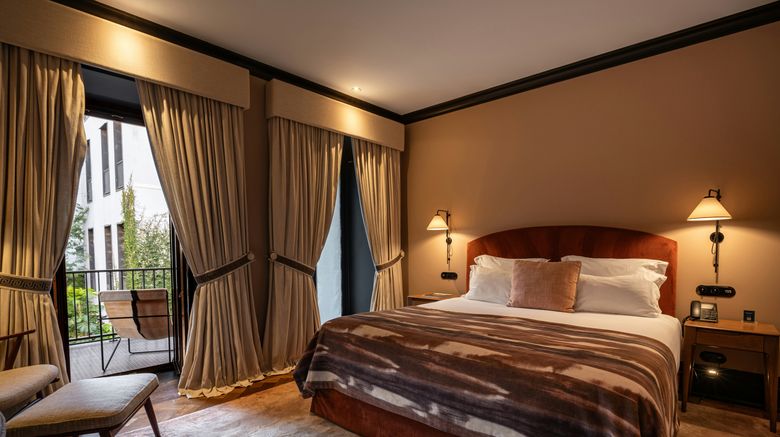 <b>Valverde Hotel Room</b>. Images powered by <a href="https://www.leonardoworldwide.com/" title="Leonardo Worldwide" target="_blank">Leonardo</a>.