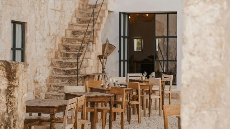 <b>Torre Vella Restaurant</b>. Images powered by <a href="https://www.leonardoworldwide.com/" title="Leonardo Worldwide" target="_blank">Leonardo</a>.