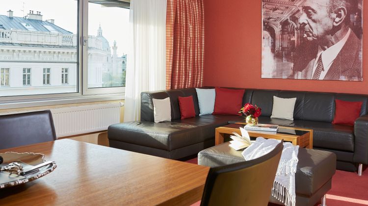 Livinghotel an der Oper Room
