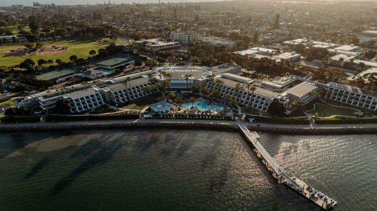 Coronado Island Marriott Resort & Spa Exterior