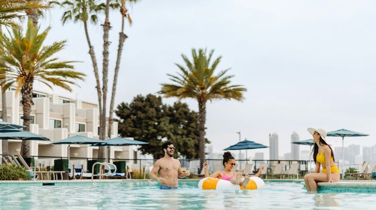 Coronado Island Marriott Resort & Spa Recreation