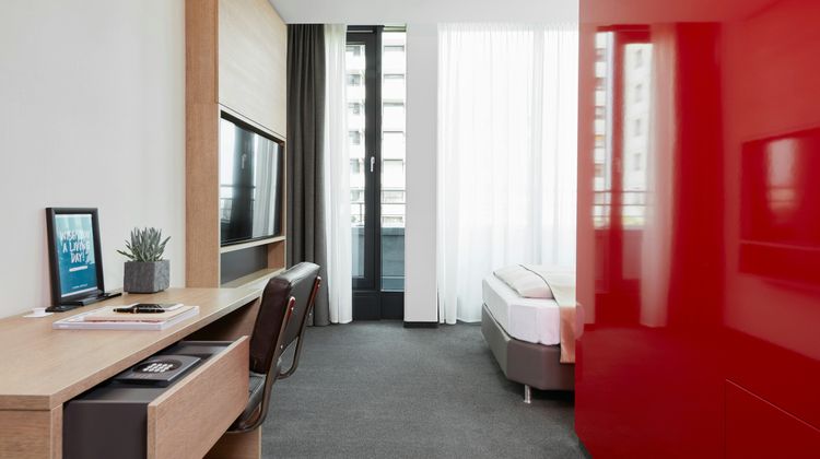 Living Hotels Frankfurt Room