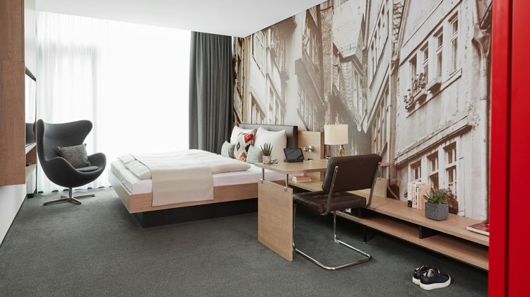 Living Hotels Frankfurt Room