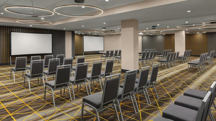Holiday Inn & Suites Vancouver Downtown Meeting