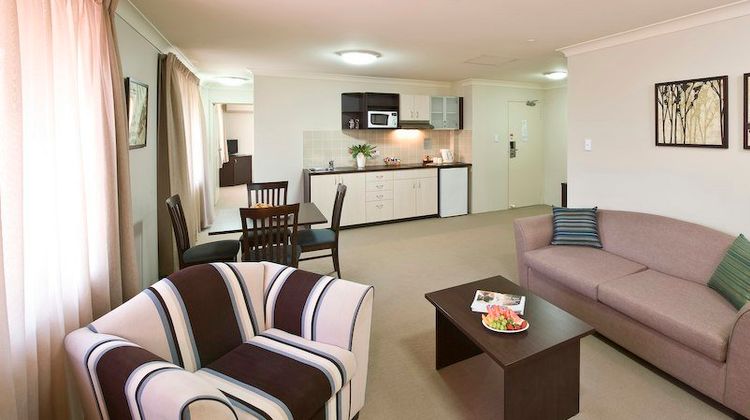 175 Suite