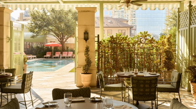 The Stoneleigh, Autograph Collection Pool